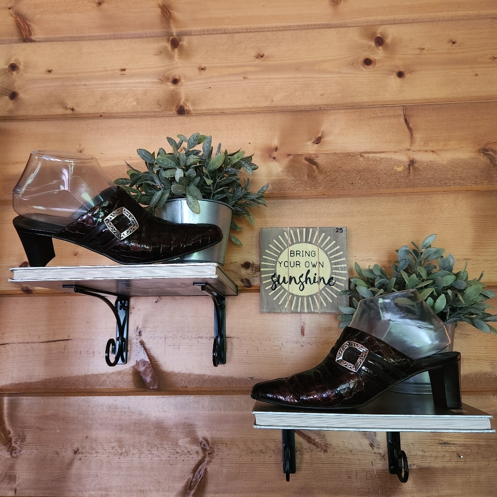 Brighton Tudor Vintage‎ Mules Brown Croc Embossed Patent Leather Heels Sz  7.5 M